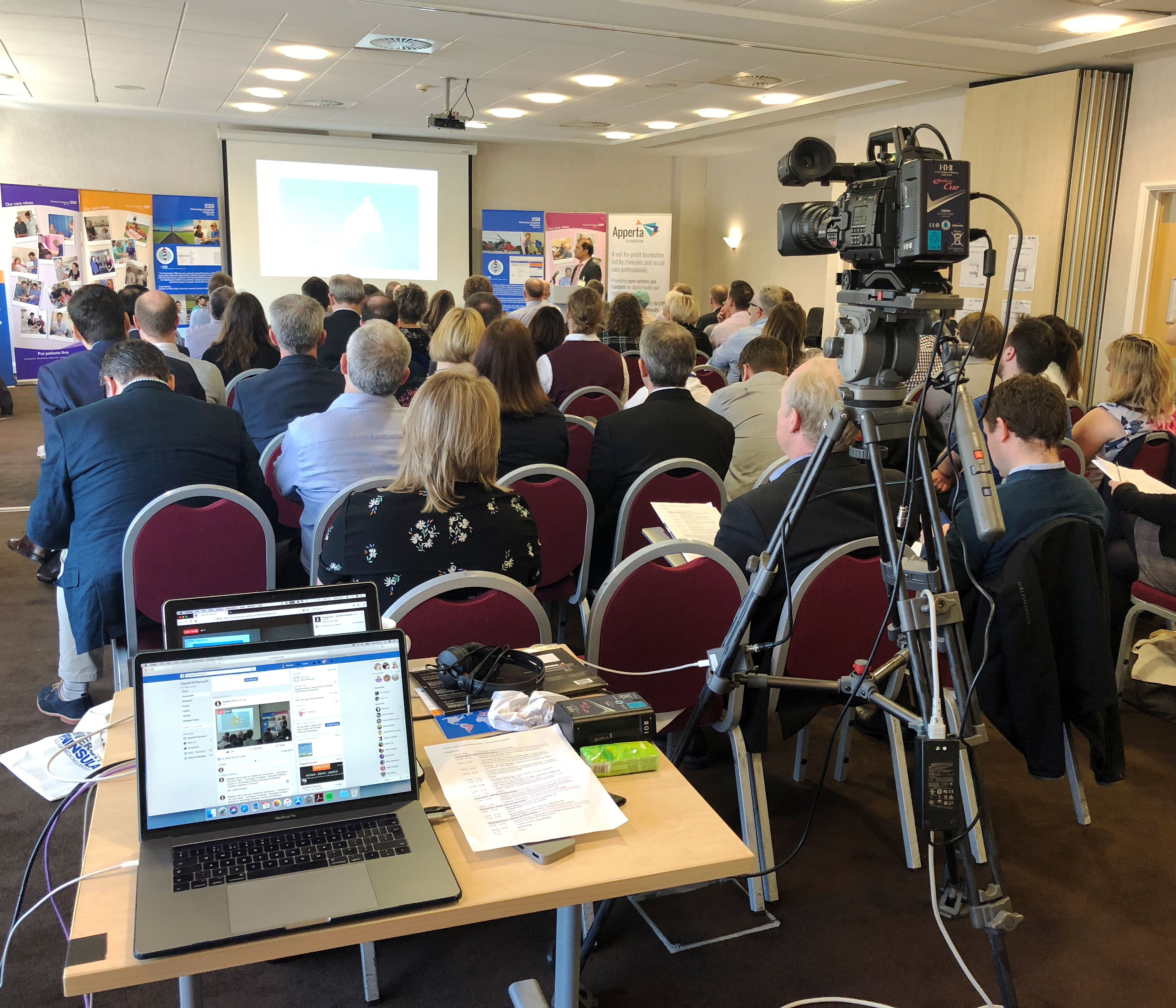 VirtualLIGHT- live video stream -conference-university-plymouth-nhs1